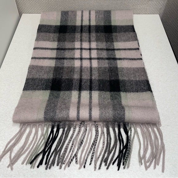 Ballantrae Edinburgh Lambswool Plaid Scarf - Picture 2 of 3